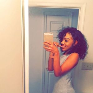 Meet your Posher, Jasmine